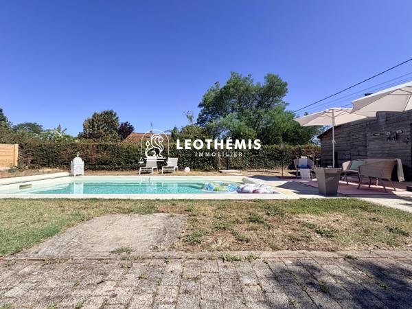 MAISON CONTEMPORAINE RÉNOVÉE AVEC PISCINE