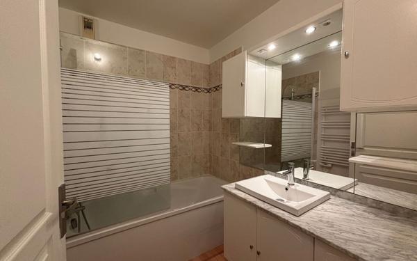 Appartement à louer    3 pièces •  Épernay