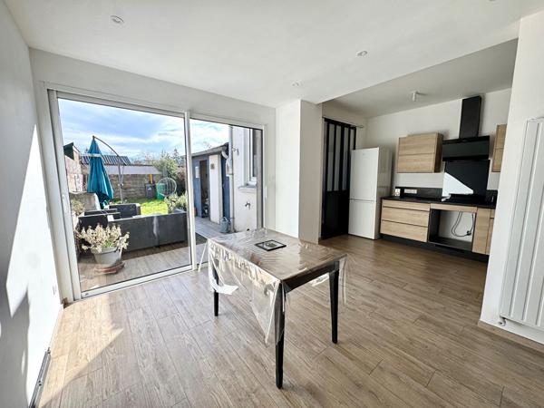 Charmante Mancelle avec chambre de plain-pied