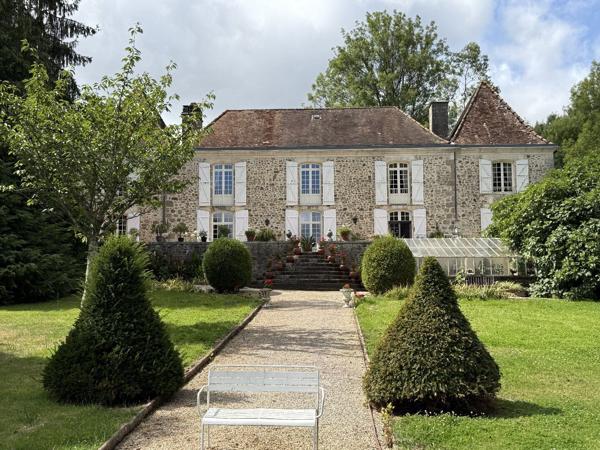 MAISON DE CARACTERE Nontron