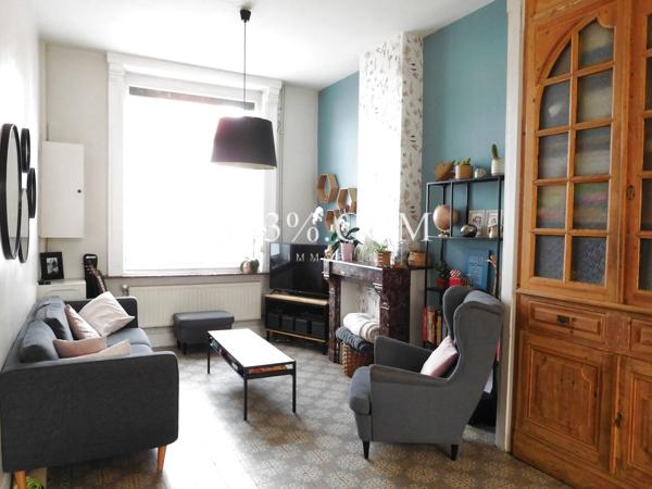 Maison
                                                                                                                                                                                                                                                                                                                        6 pièce(s)                                                                                                                                                                                                          3 chambre(s)                                                                                                                                                                                                          102  m²