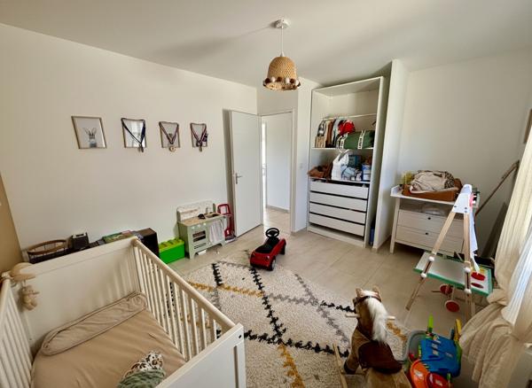 Proche CARCASSONNE, Villa contemporaine de 2024 avec jardin