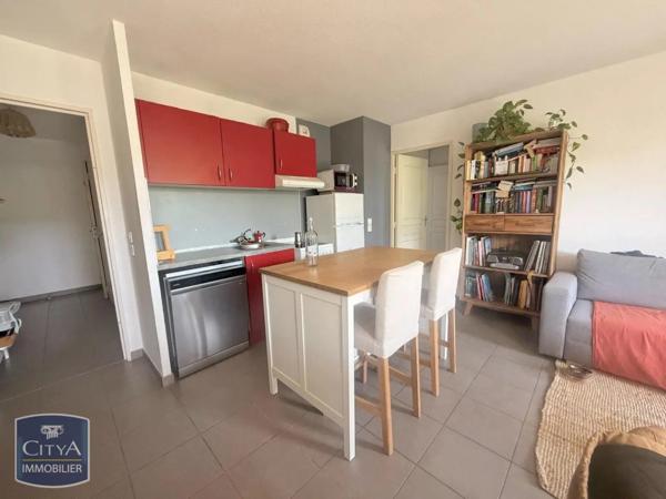 Appartement à louer 3 pièces 59.05m² Genay (69730)