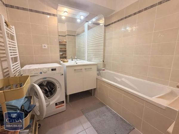 Appartement à louer 3 pièces 59.05m² Genay (69730)