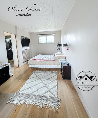 Orgeval (78630) Propriété 11P 402m2 utiles sous sol total 8ch