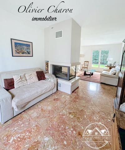 Orgeval (78630) Propriété 11P 402m2 utiles sous sol total 8ch