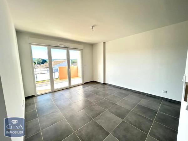 Appartement à louer 2 pièces 42.07m² Rousset (13790)