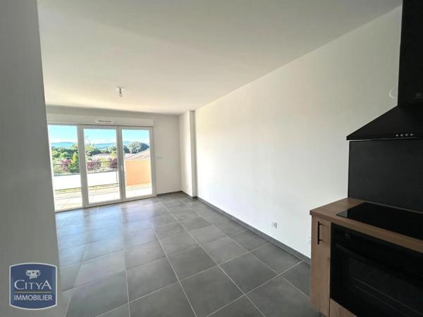 Appartement à louer 2 pièces 42.07m² Rousset (13790)