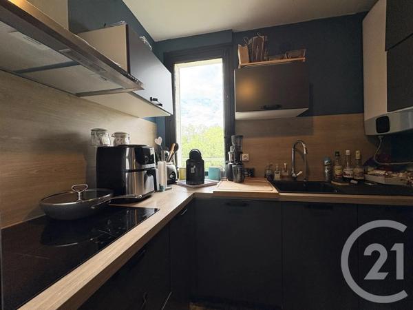 Appartement F5 à vendre  5 pièces - 78 m 2   ST QUENTIN  - 02