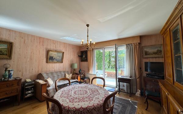 Appartement à vendre    2 pièces •  Aulnay-sous-Bois