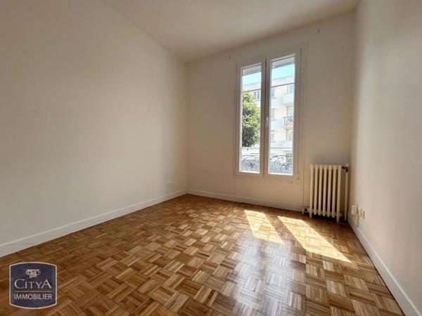 Maison à louer 5 pièces 103m² Villejuif (94800)