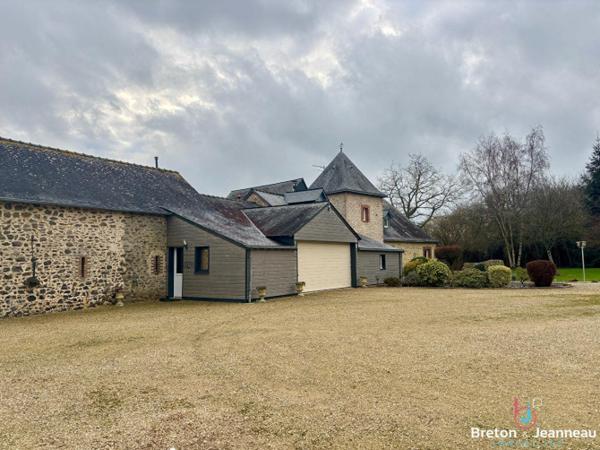 Ensemble immobilier sur environ 4 ha à Argentré