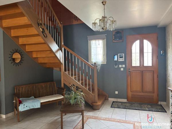 Ensemble immobilier sur environ 4 ha à Argentré