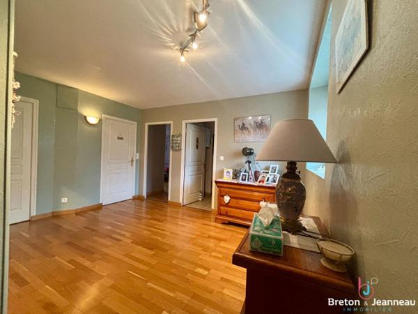 Ensemble immobilier sur environ 4 ha à Argentré