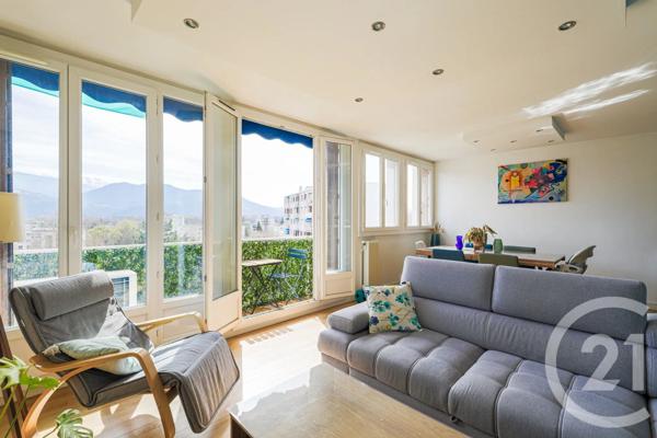 Appartement T4 à vendre  3 pièces - 69,13 m 2   MEYLAN  - 38