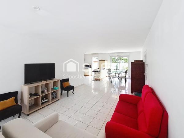 SAINT JEAN DE LINIERES, MAISON 3 CHAMBRES