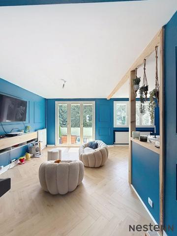 Appartement 2 chambres, lumineux, rénové avec goût - garage compris