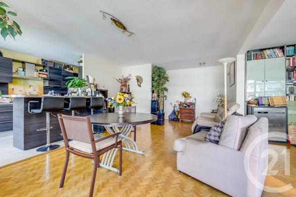 Appartement F5 à vendre  5 pièces - 119,20 m2 PARIS - 75015