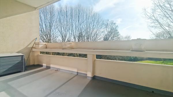 Appartement 4 pièces de 89m² au pied du métro