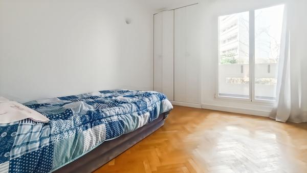 Appartement 4 pièces de 89m² au pied du métro
