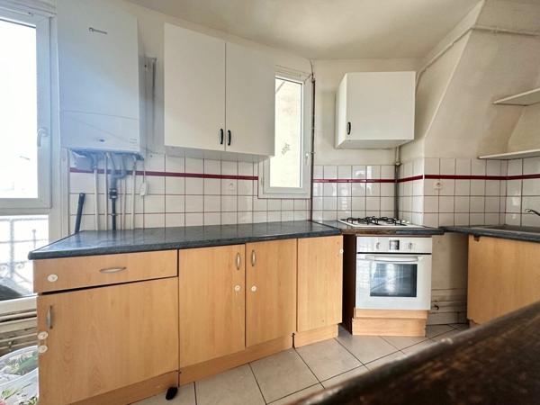 Appartement à vendre    2 pièces • 42 m2 Ivry-sur-Seine
