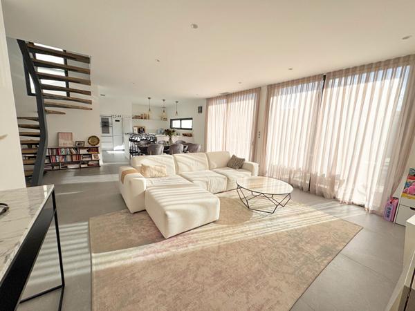 PERPIGNAN / TOULOUGES Maison Contemporaine 4 pièces 113 m² avec GARAGE et PISCINE