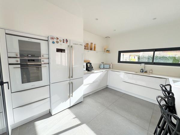 PERPIGNAN / TOULOUGES Maison Contemporaine 4 pièces 113 m² avec GARAGE et PISCINE