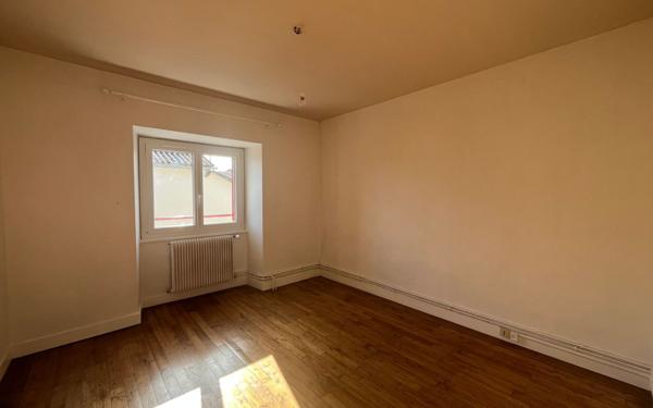 Maison à louer    3 pièces • 78 m2 Saint-Priest-sous-Aixe