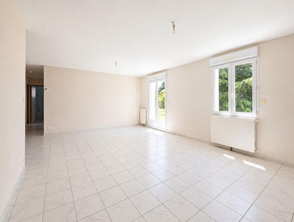 PLAIN PIED - 4 CHAMBRES A CROUTELLE