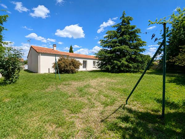 PLAIN PIED - 4 CHAMBRES A CROUTELLE