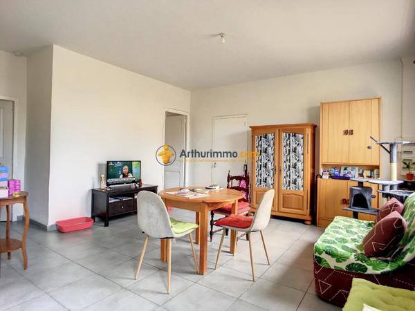 Vente                                                      Immeuble
                        
                     15 pièces                      268 m2                     à Perpignan