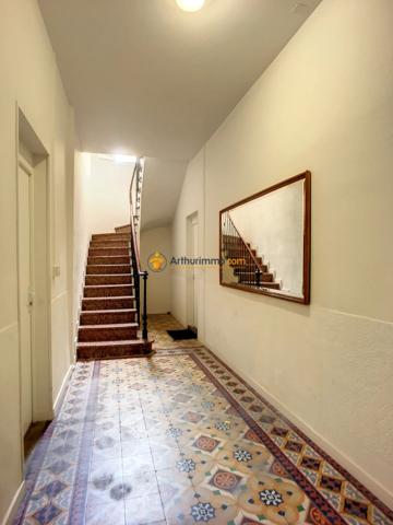 Vente                                                      Immeuble
                        
                     15 pièces                      268 m2                     à Perpignan