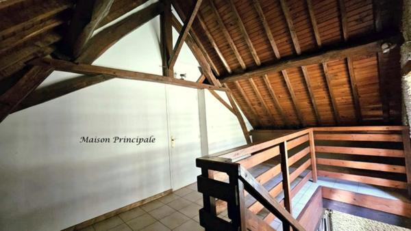 PROPRIÉTÉ DE CHARME EN PLEINE NATURE Proche ECOMMOY (72)