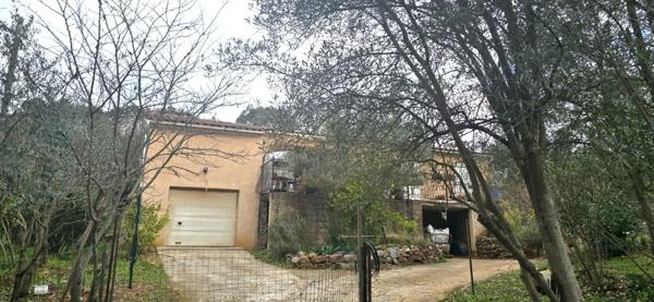 Villa T4 de 98 m2 sur 1455 m2 de terrain