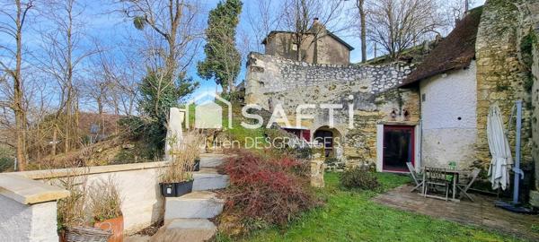 MAISON TROGLODYTIQUE AVEC VUE SUR LOIRE !!!