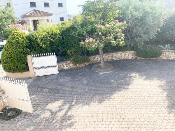 Propriete à vendre 8 pièces ALLAUCH (13)