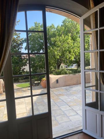 Propriete à vendre 8 pièces ALLAUCH (13)