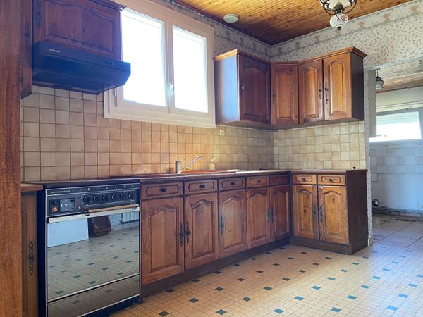 Maison coeur de Sion sur l'Océan 2 ch et garage à 400 m de la plage, du marché et des commerces