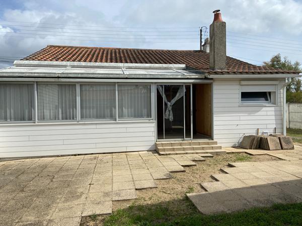 Maison coeur de Sion sur l'Océan 2 ch et garage à 400 m de la plage, du marché et des commerces