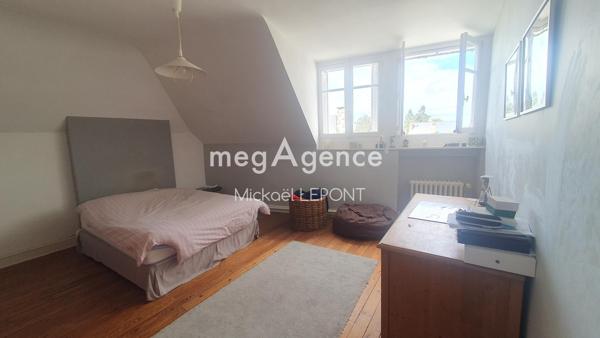 Maison à LAVAL, 53000 - 8 pièces 130m²