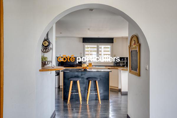 Vente Maison220 m² - 9 Pièces - TALMONT SAINT HILAIRE (85440)