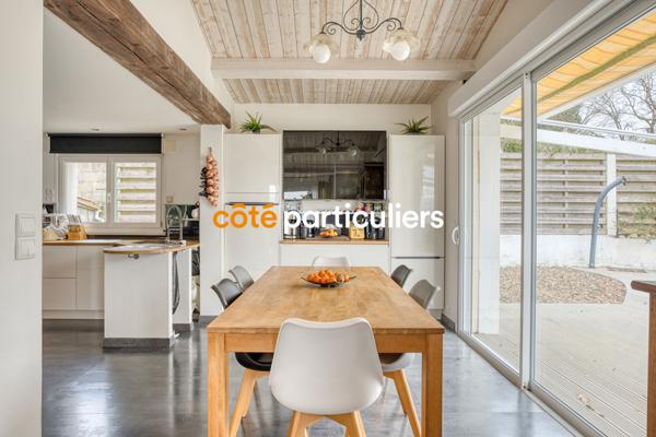 Vente Maison220 m² - 9 Pièces - TALMONT SAINT HILAIRE (85440)