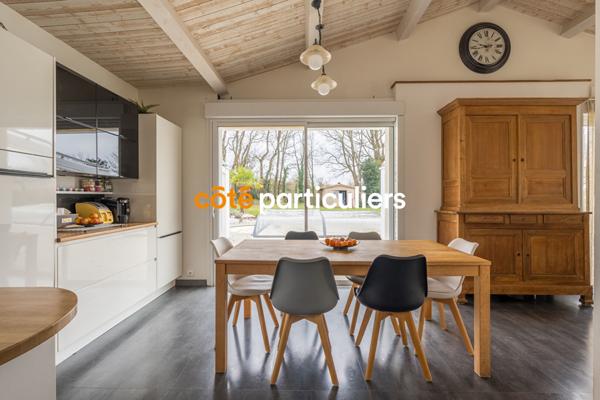 Vente Maison220 m² - 9 Pièces - TALMONT SAINT HILAIRE (85440)