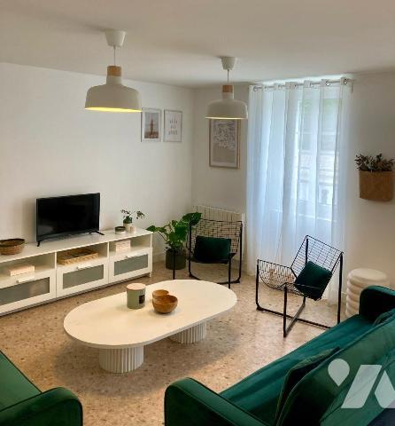 Maison à Vendre à Dinard (35800) en Ille-et-Vilaine (35)

Cette maison se situe à Dinard. D'u...