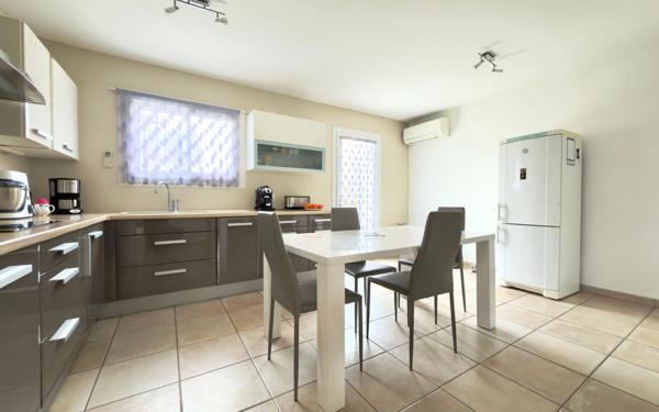 Maison à vendre    5 pièces • 102,16 m2 Salon-de-Provence