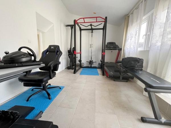 Magnifique maison 5 Chambres + dependances proche ETAMPES