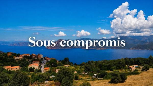 Terrain avec vue panoramique mer et montagnes