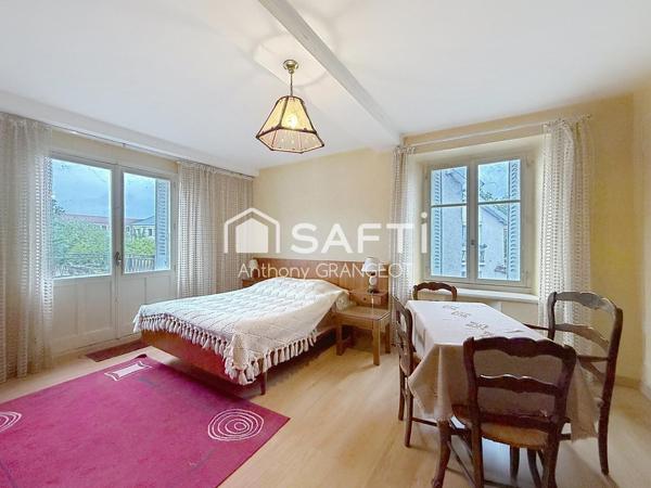 MAISON DE VILLE 133M²,3 CHAMBRES, 2 GARAGES