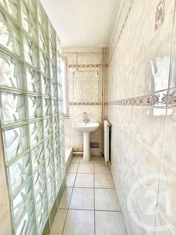 Appartement F5 à vendre  5 pièces - 86,22 m2 VILLEURBANNE - 69