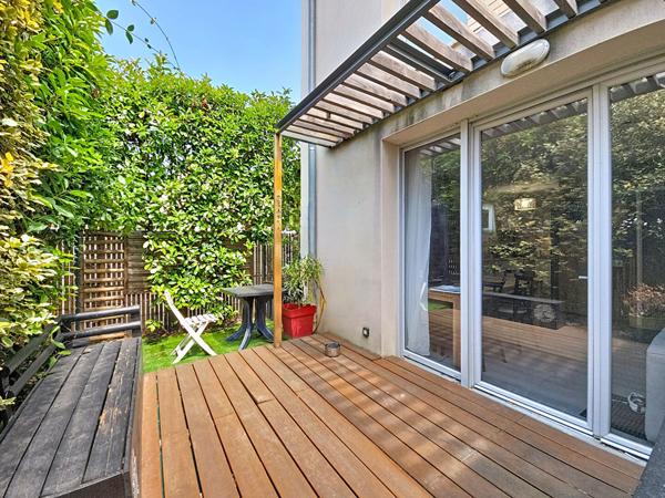 Castanet-Tolosan - Comme une maison - T3 Duplex avec terrasse, jardin et 2 parkings